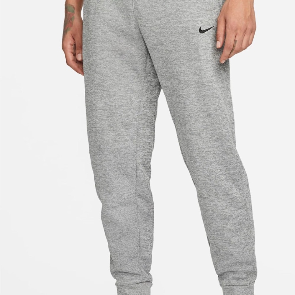 Nike Therma-Fit Men's Joggers Pants Size Medium 932255-063 Grey Heather
